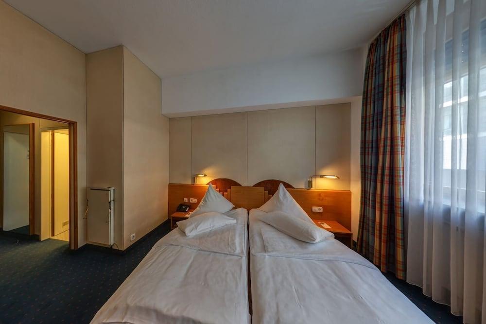 Hotel Unger Stuttgart Eksteriør bilde