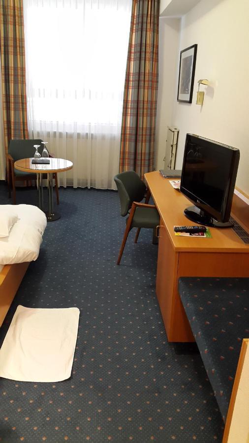 Hotel Unger Stuttgart Eksteriør bilde