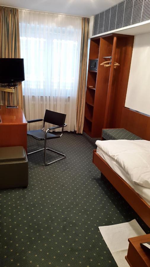 Hotel Unger Stuttgart Eksteriør bilde